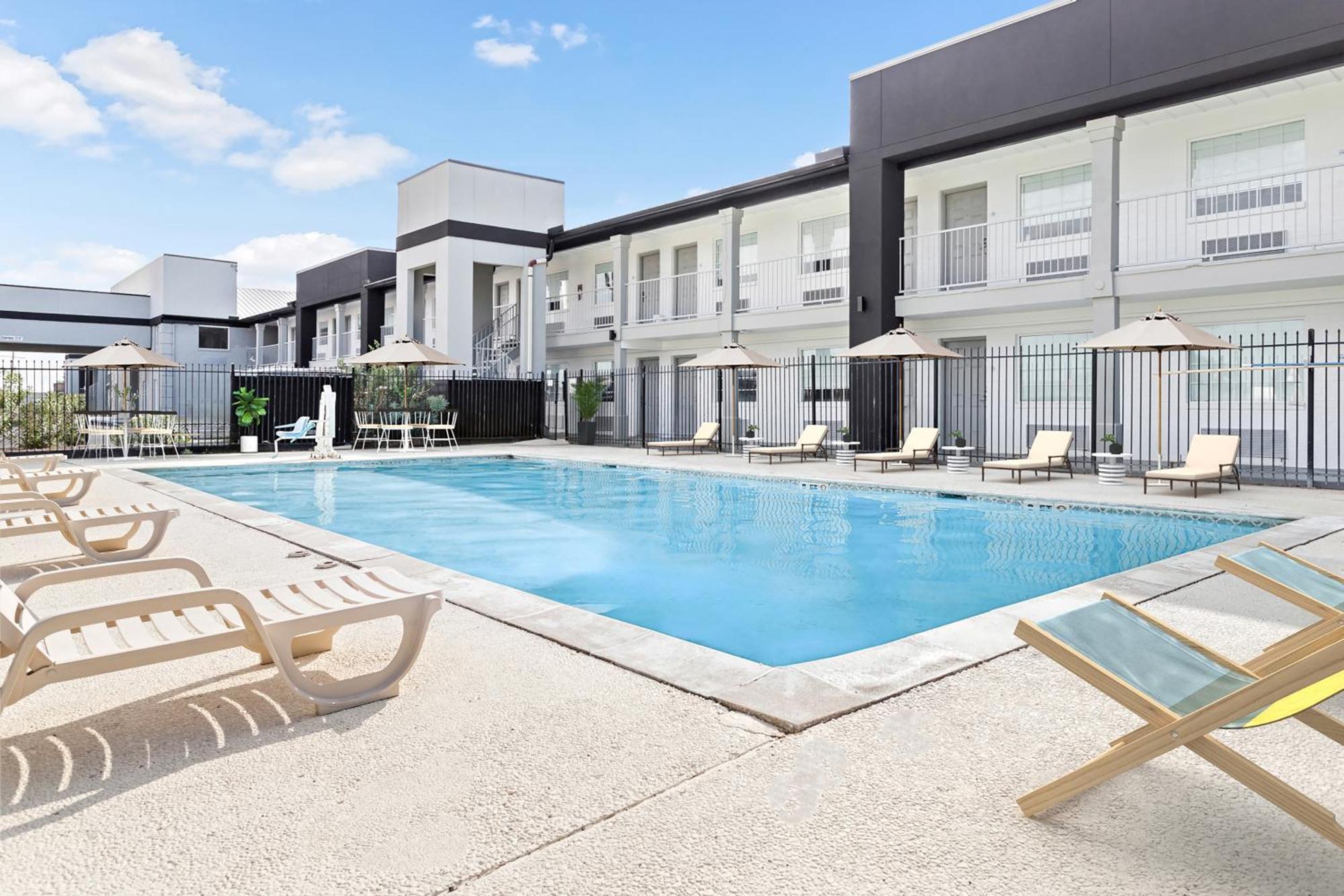 Baymont By Wyndham Beaumont Otel Dış mekan fotoğraf